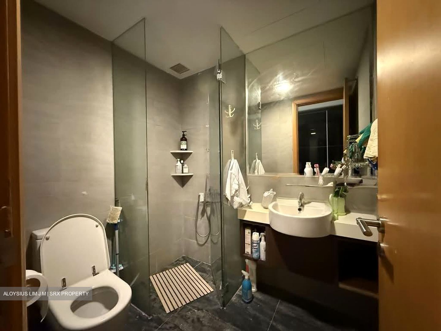 Hillcrest Villa (D11), Terrace #605525291